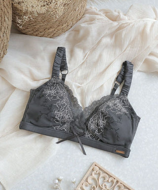 フルールシャワーカシュクールノンワイヤーブラレット【ブラ単品】