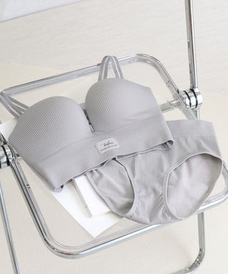 リブホックレスリフトブラ&ショーツ《モーニングルーティンブラ》