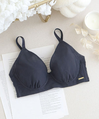 《スリムシルエット》シンプルブラ【ブラ単品】