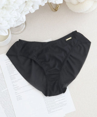 《スリムシルエットシリーズ》シンプルコンフォートショーツ 【ショーツ単品】
