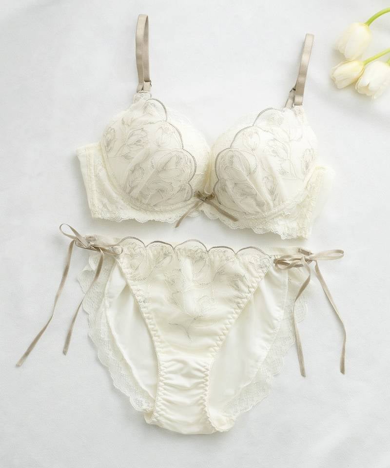 《Leene》チューリップレースブラ＆ショーツ