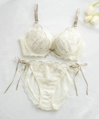 《Leene》チューリップレースブラ＆ショーツ