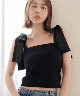 肩リボンカップ付きトップス《BRAmone Fashion Glamorous》