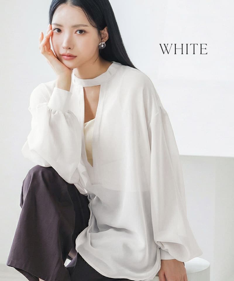 接触冷感シアーブラウス