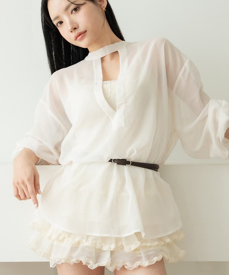 接触冷感シアーブラウス