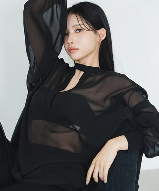 接触冷感シアーブラウス
