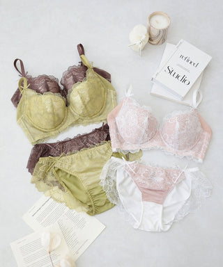 【NEW】《Brajelly》フロリアレースブラ＆ショーツ